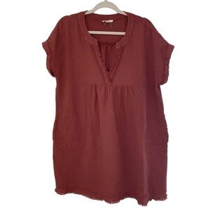 Entro rust gauzy‎ mini pullover cap sleeve dress with pockets. Size M